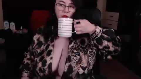 PoshMistres    online show from December 18, 2025, 8:04 pm