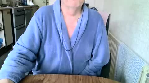 poshman65 online show from December 4, 2024, 1:20 pm