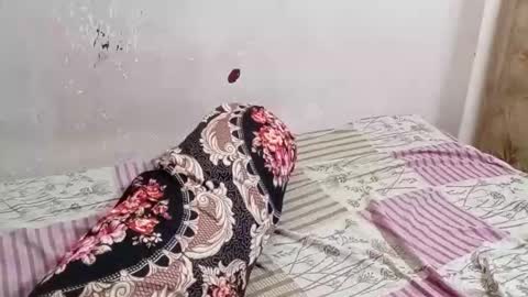 poulomi online show from November 18, 2025, 5:34 am