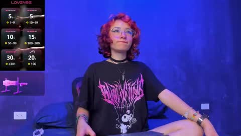 Snapshot of powder__ chatting on February 25, 2025, 11:30 am Powder  online show from February 25, 2025, 11:30 am