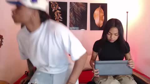 ALEX Y ALEXA online show from January 7, 2025, 2:10 am