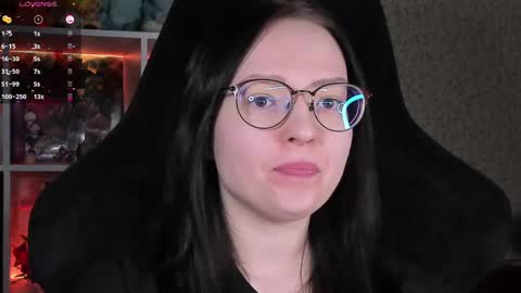 Robyn online show from April 13, 2026, 11:05 am