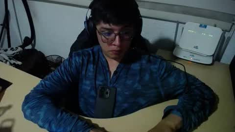 powerfulzeus2 online show from September 18, 2025, 2:02 am