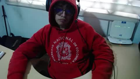 powerfulzeus2 online show from October 13, 2025, 6:41 pm