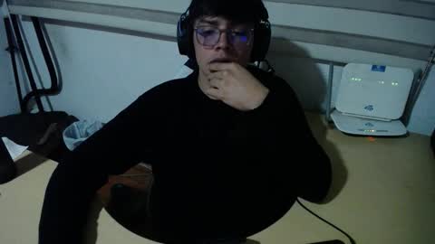 powerfulzeus2 online show from October 16, 2025, 2:45 am