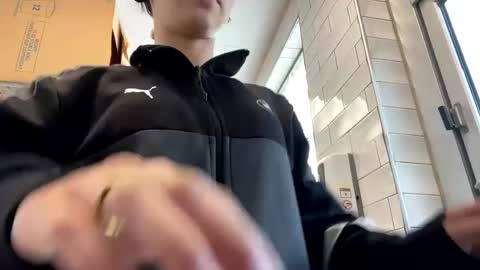 pr3ttynperla online show from September 23, 2025, 3:48 pm