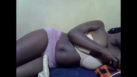 Snapshot of preetty_ebony_girl chatting on June 4, 2026, 3:34 am Elizabeth online show from June 4, 2026, 3:34 am