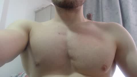 Snapshot of preettyboyx chatting on December 15, 2024, 8:04 pm JUAN online show from December 15, 2024, 8:04 pm