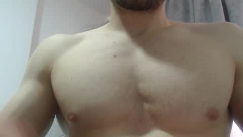 Snapshot of preettyboyx chatting on December 16, 2024, 9:41 pm JUAN online show from December 16, 2024, 9:41 pm