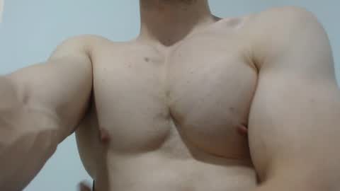 Snapshot of preettyboyx chatting on March 9, 2025, 8:31 pm JUAN online show from March 9, 2025, 8:31 pm