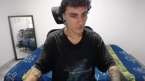 Plux online show from March 26, 2026, 5:46 am