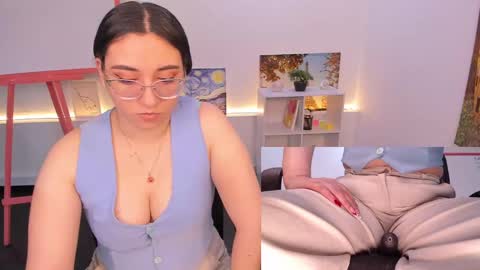 Camila  online show from November 13, 2025, 12:04 pm