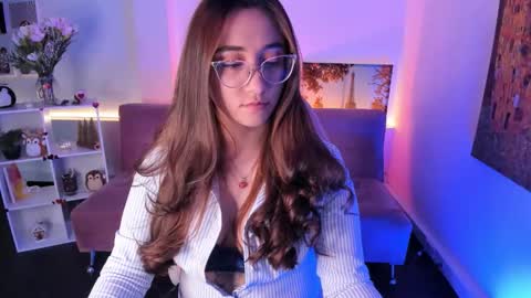 Camila  online show from April 8, 2026, 1:11 pm