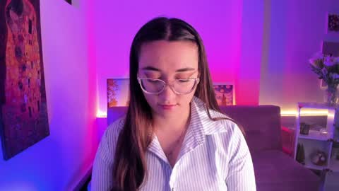 Snapshot of press_anykey chatting on May 20, 2026, 12:44 pm Camila online show from May 20, 2026, 12:44 pm