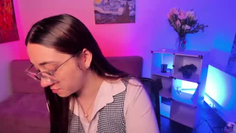 Snapshot of press_anykey chatting on June 3, 2026, 12:30 pm Camila online show from June 3, 2026, 12:30 pm