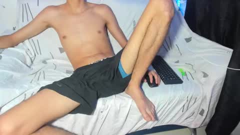 PRESSURE online show from October 6, 2025, 8:45 am