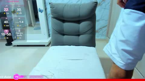 Snapshot of pressure_xxx_420 chatting on May 13, 2026, 9:06 am PRESSURE online show from May 13, 2026, 9:06 am