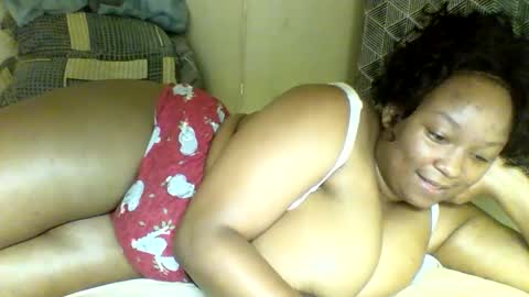 Prettie diva online show from October 28, 2025, 4:42 pm