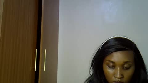 prettiekelly online show from March 8, 2025, 9:51 pm