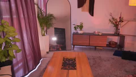 Snapshot of pretties_nay chatting on March 7, 2025, 5:49 pm Nayrobi online show from March 7, 2025, 5:49 pm