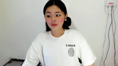 pretty_darcy online show from March 1, 2026, 1:40 am