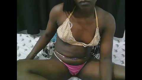 Snapshot of pretty_do chatting on May 3, 2026, 11:33 pm pretty online show from May 3, 2026, 11:33 pm