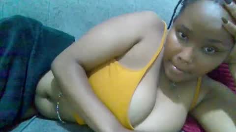 pretty_doli online show from January 15, 2026, 9:51 pm