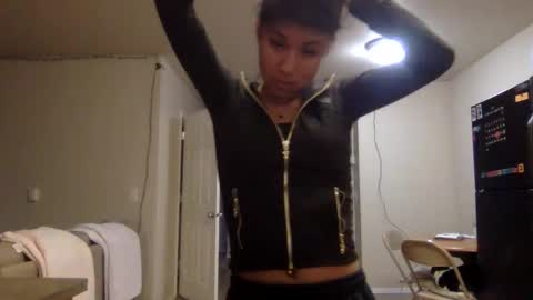 pretty_girl828687 online show from November 21, 2025, 12:10 am