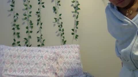 pretty_girl828687 online show from January 11, 2026, 5:07 pm