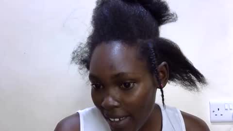 pretty_leila1 online show from February 25, 2026, 7:07 am