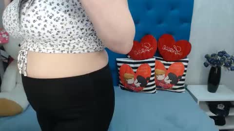 pretty_malika online show from February 14, 2025, 11:53 am