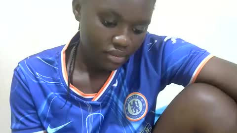 pretty_melan online show from February 21, 2026, 9:43 am