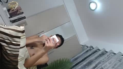 Snapshot of pretty_molly18 chatting on January 28, 2025, 5:32 am Its me Molly 3 online show from January 28, 2025, 5:32 am