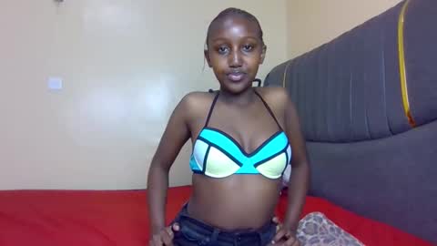 Snapshot of pretty_mona chatting on March 29, 2026, 5:40 am Mona online show from March 29, 2026, 5:40 am