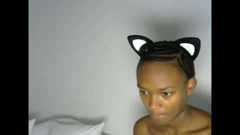 Snapshot of pretty_queennie chatting on February 27, 2026, 11:10 am Pretty doll online show from February 27, 2026, 11:10 am