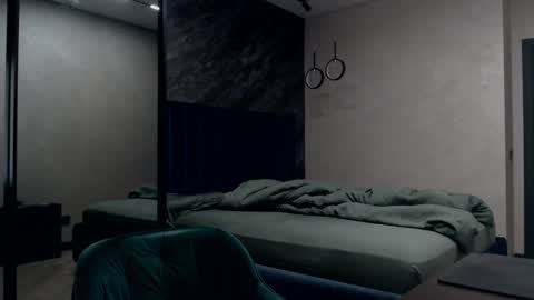 Justin online show from December 3, 2024, 4:36 am