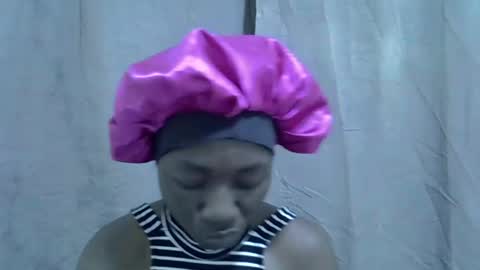 Snapshot of pretty_swirl chatting on February 22, 2026, 9:46 pm Twirl online show from February 22, 2026, 9:46 pm