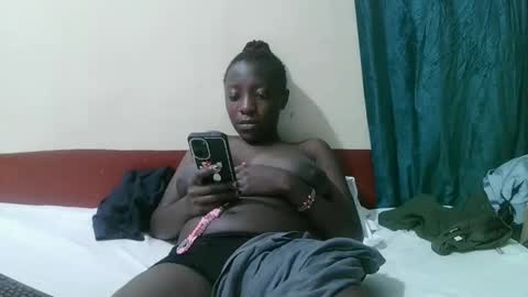 Snapshot of pretty_tiffany1 chatting on November 24, 2025, 9:09 am pretty_tiffany1 online show from November 24, 2025, 9:09 am