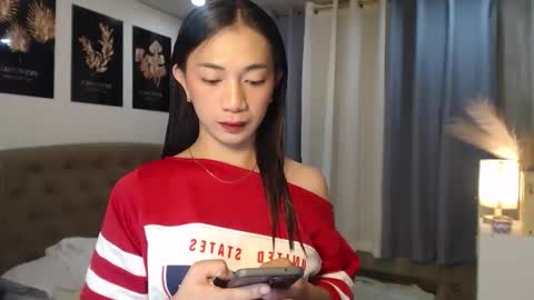 prettyakhira online show from March 8, 2026, 5:28 pm