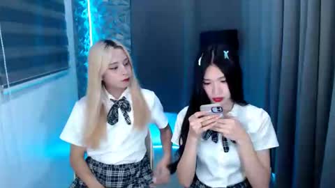 Snapshot of prettyallison_29 chatting on January 20, 2025, 1:07 am prettyallison_29 online show from January 20, 2025, 1:07 am