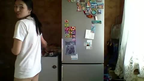 Bella online show from June 8, 2026, 10:48 am