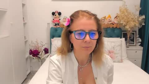 Snapshot of prettyblackeyes chatting on June 6, 2026, 8:57 pm wilma online show from June 6, 2026, 8:57 pm