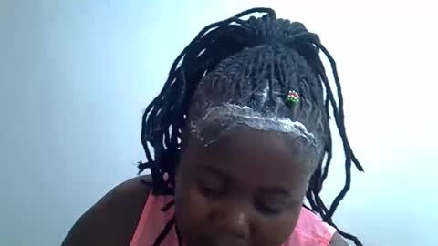 prettybooty1 online show from October 8, 2025, 8:01 am