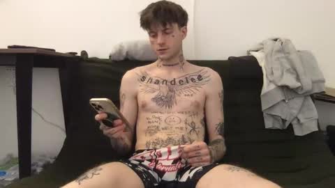 pretty boy online show from January 15, 2026, 6:07 am