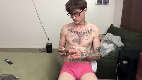 pretty boy online show from February 19, 2026, 5:03 am