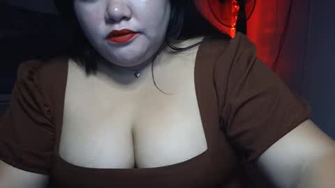 prettycarla online show from November 12, 2025, 1:50 am