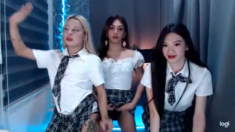 ASHLEY online show from January 2, 2025, 9:43 am