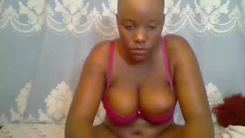 Snapshot of prettydarkskin002 chatting on April 7, 2026, 9:10 am SHANIA online show from April 7, 2026, 9:10 am
