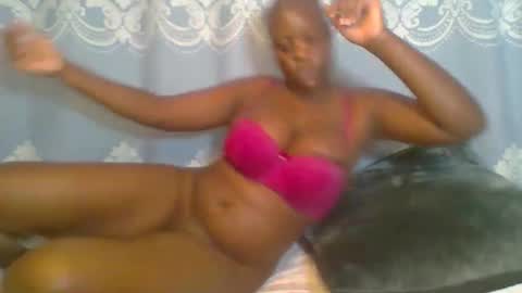 Snapshot of prettydarkskin002 chatting on April 14, 2026, 10:16 pm SHANIA online show from April 14, 2026, 10:16 pm