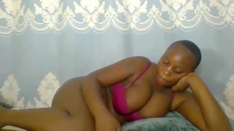 Snapshot of prettydarkskin002 chatting on May 11, 2026, 10:51 pm SHANIA online show from May 11, 2026, 10:51 pm